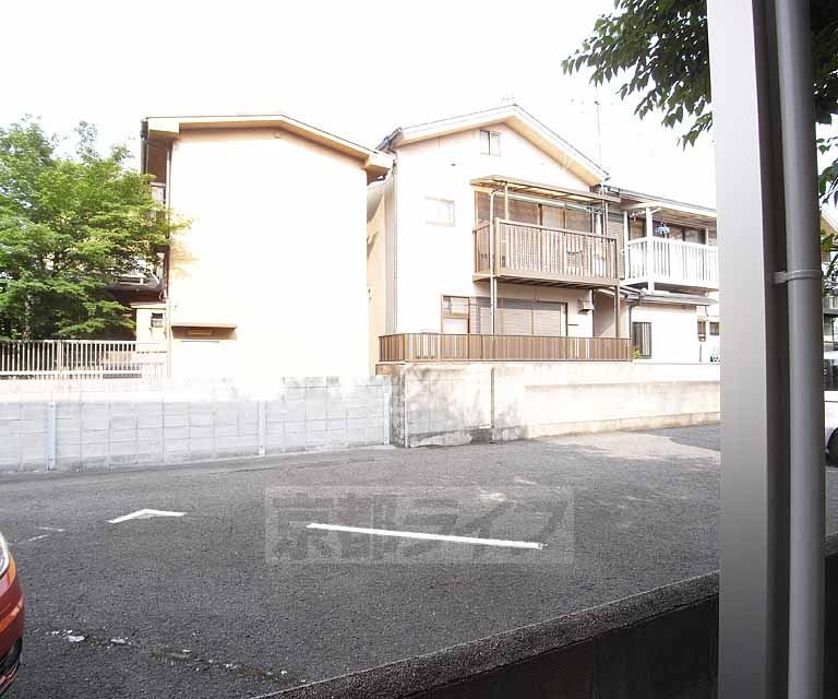 眺望　景色はガレージです