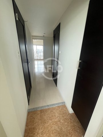 玄関　Luxe田辺　玄関