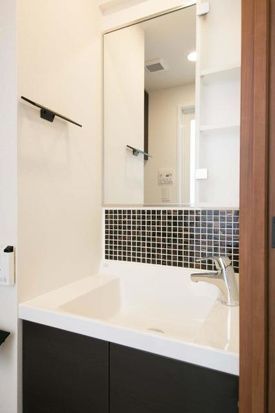 洗面設備　■収納＆鏡付き独立洗面台♪