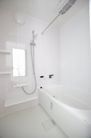 バス・シャワールーム　ピース・カルマ