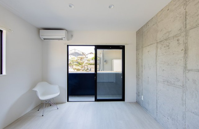 居室・リビング　ピース・カルマ