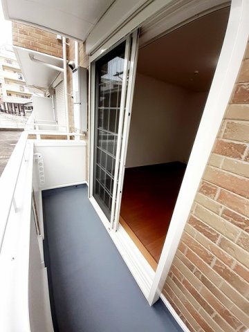 バルコニー　バルコニーがあります