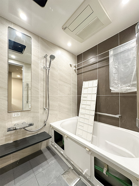 バス・シャワールーム　※写真は同タイプ住戸です。