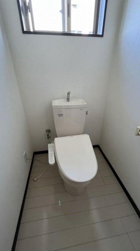 トイレ　別部屋参考