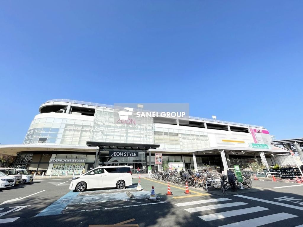 スーパー　イオンスタイル入間（スーパー）まで340m