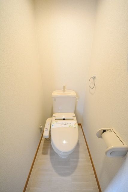 トイレ　★温水洗浄便座★