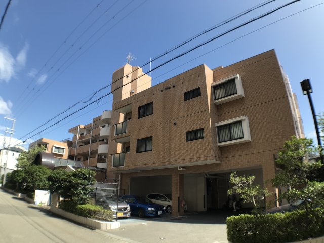 建物外観　オートロック付きでセキュリティ安心！