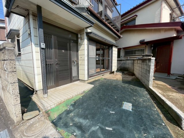 駐車場　※サイズ要確認（軽自動車推奨）