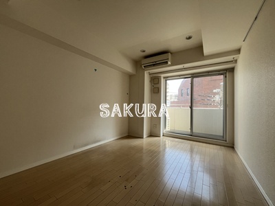 居室・リビング　使いやすい形の為、レイアウトを楽しめます♪