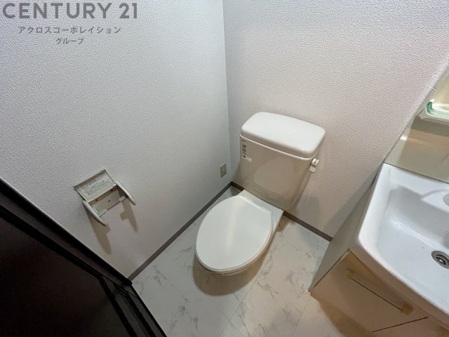 トイレ　シンプルで使いやすいトイレです♪