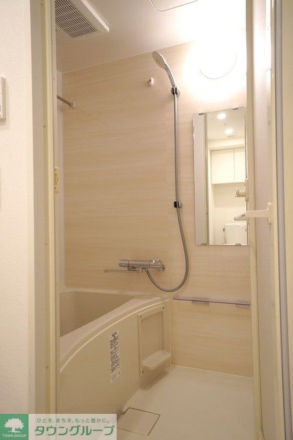 バス・シャワールーム　※写真は同タイプ住戸です。