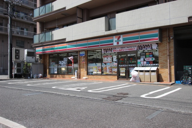 コンビニ　セブン－イレブン　広島東雲３丁目店（コンビニ）まで82m