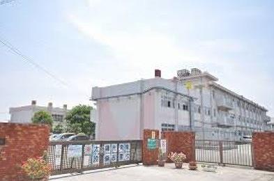 小学校　赤坂小学校（小学校）まで550m