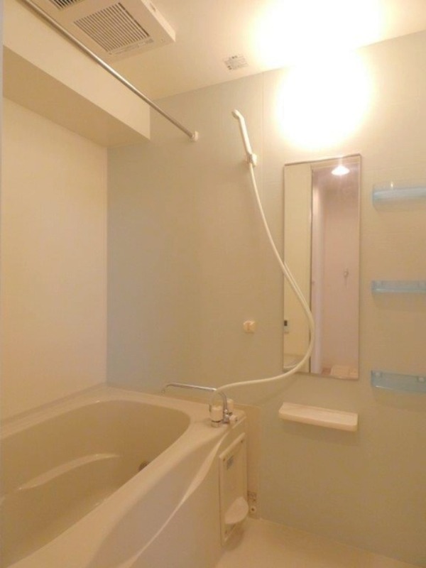 バス・シャワールーム　図面と現状に相違がある場合には現状を優先