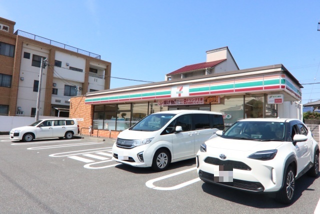 コンビニ　セブン－イレブン　日進梅森台１丁目店（コンビニ）まで400m