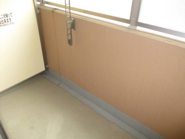 バルコニー　バルコニー