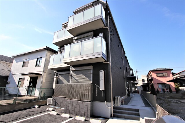 建物外観　２０２４年築積水ハウスのシャーメゾンです♪