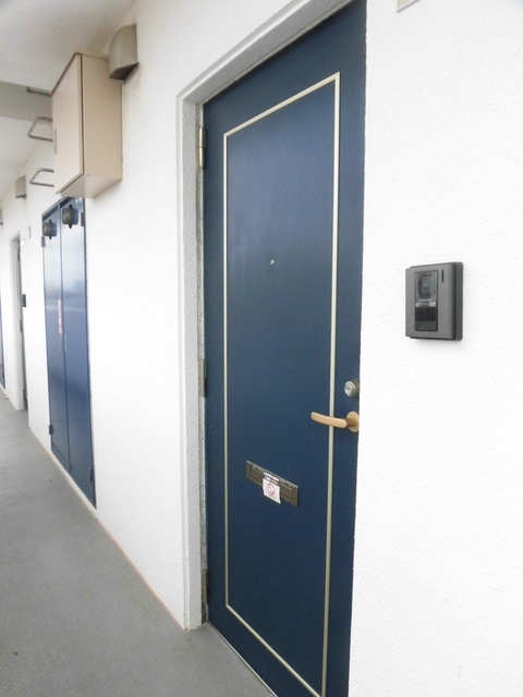 玄関　３０３　玄関