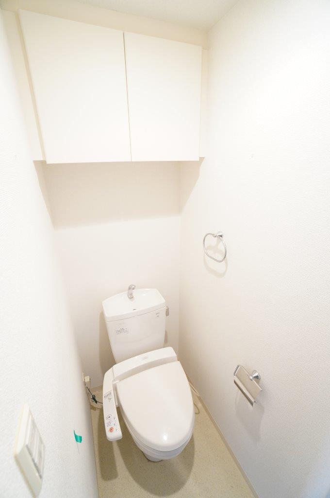 トイレ　※同物件・同タイプの写真です。