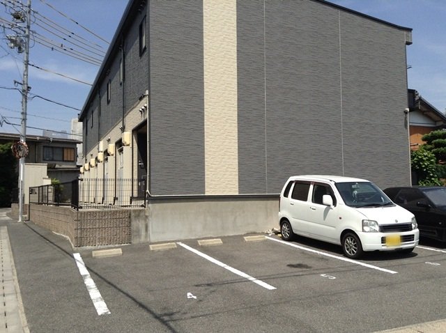 その他　近くの月極め駐車場のご案内も可能です。