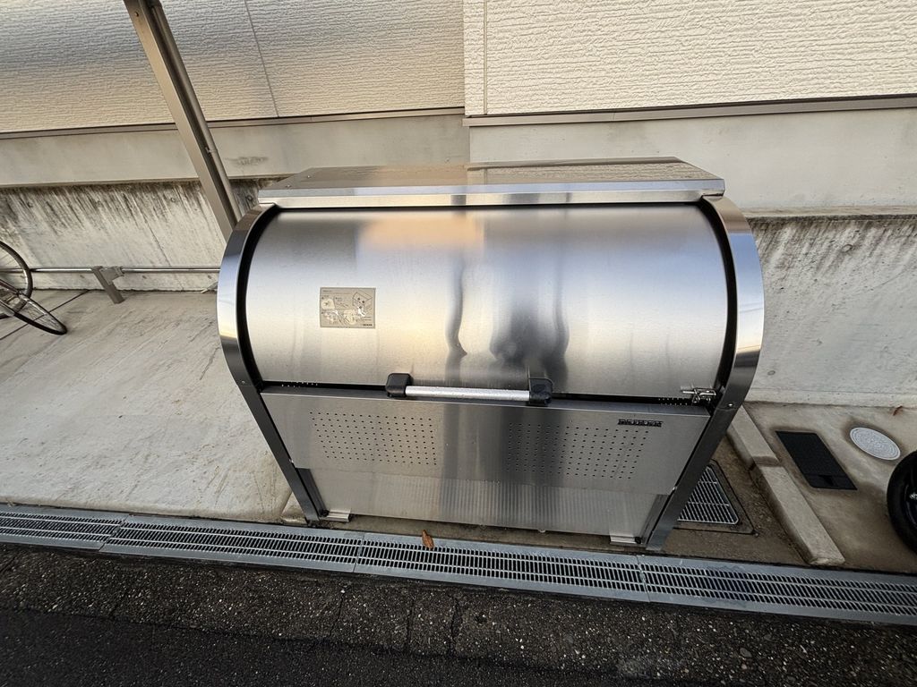 その他設備　ゴミ置き場