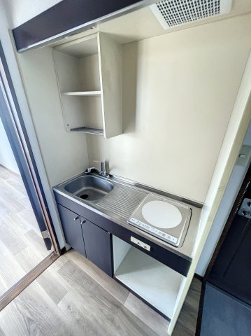 キッチン　※同建物ほかのお部屋の写真です。