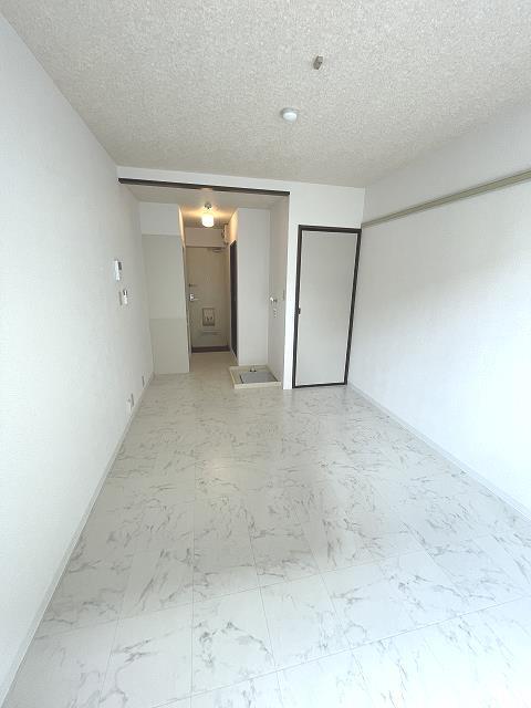 その他部屋・スペース　洋室6帖