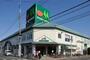 スーパー　マルエツ西新井店（スーパー）まで878m