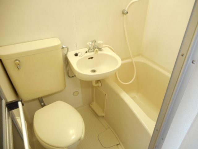 バス・シャワールーム