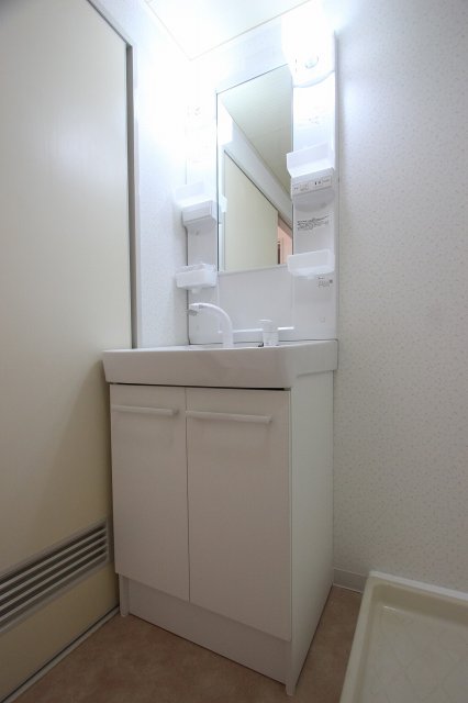 洗面設備　同物件別号室の写真