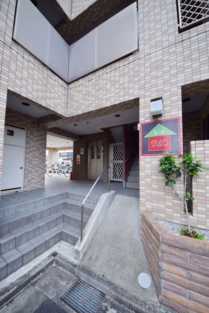 エントランス　★お問い合わせはタウンハウジングまで★