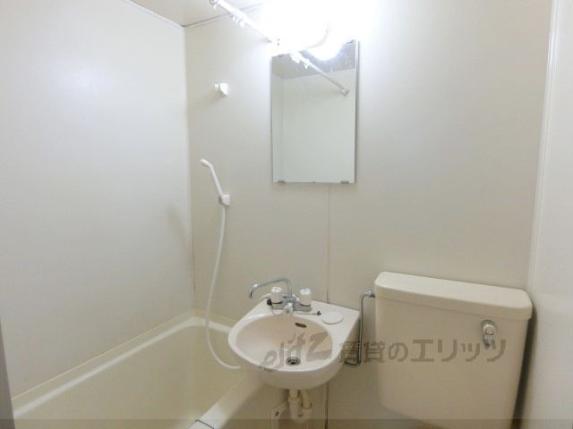 バス・シャワールーム　ユニットバス