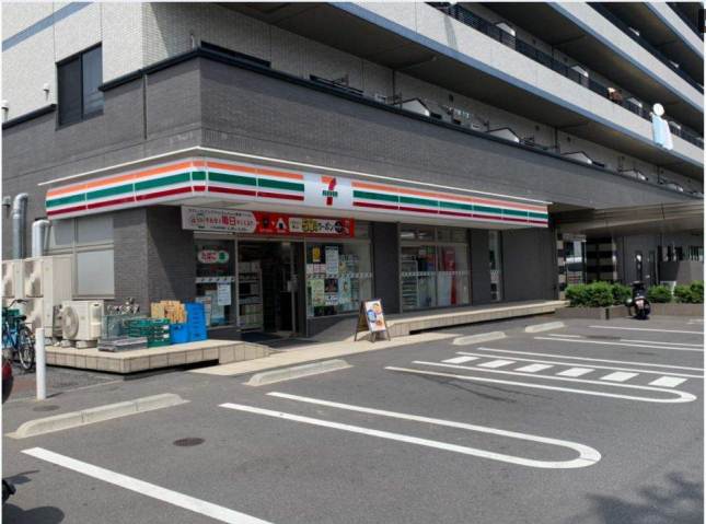 コンビニ　セブンイレブン（コンビニ）まで2000m