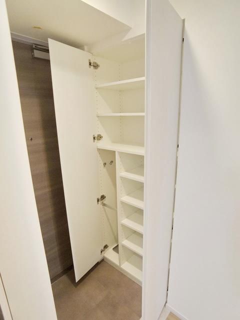 その他　☆大型シューズボックス☆