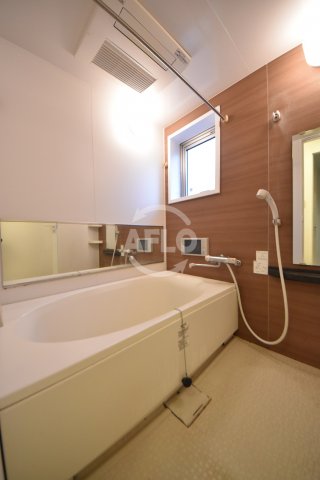 バス・シャワールーム　NORTH VILLAGE BIRTH PLACE　浴室