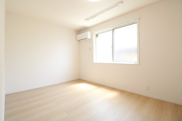 その他部屋・スペース　こちらは寝室にピッタリの洋室です