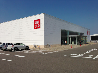 ショッピングセンター　ユニクロ　野々市店（ショッピングセンター）まで783m