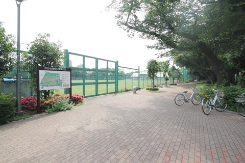 公園　目白台運動公園（公園）まで500m