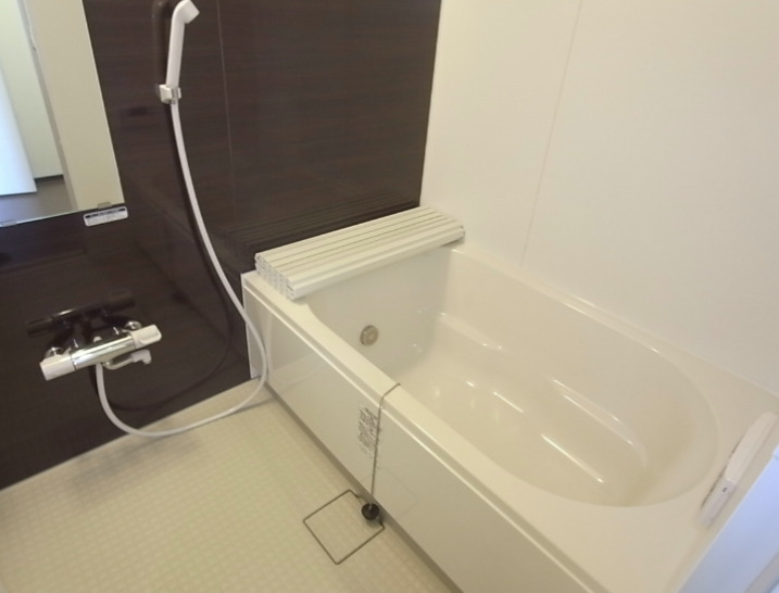 バス・シャワールーム　ＣｌｏｖｅＲ ａ85