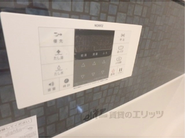 その他設備　給湯器リモコン