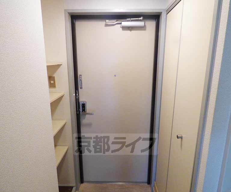 玄関　玄関です。