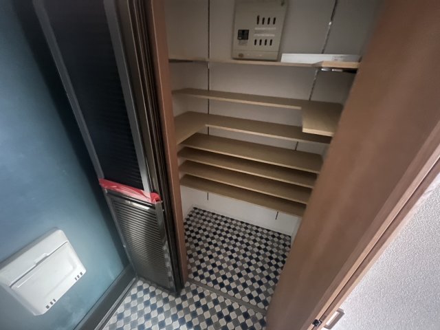 収納