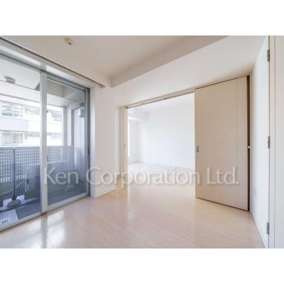 居室・リビング　同タイプ5階のお部屋を撮影。仕様が異なることがあります。