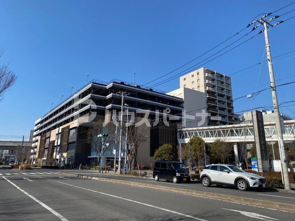 ショッピングセンター　流山おおたかの森Ｓ・Ｃ（ショッピングセンター）まで460m