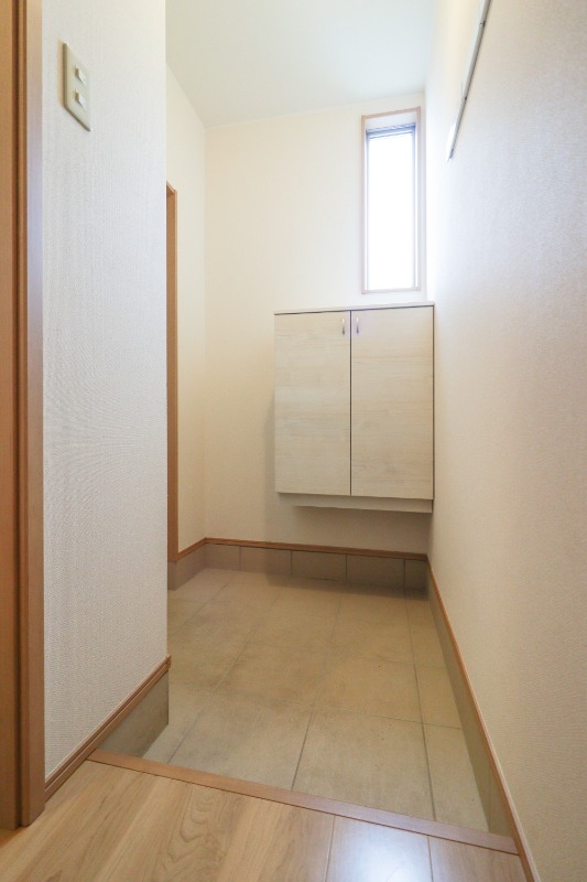 玄関　図面と現状に相違がある場合には現状を優先