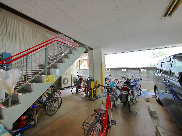 その他共有部分　自転車置き場です。