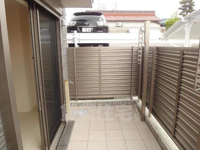 バルコニー　オープンテラス