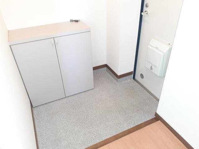 玄関　落ち着いた玄関です