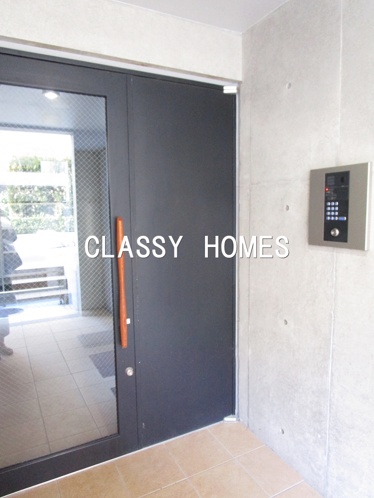 エントランス　2016年10月竣工桜ヒルズ三田：エントランス