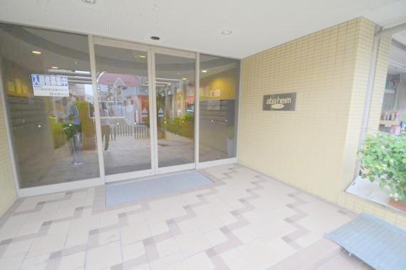 ロビー　広々としたロビーです。